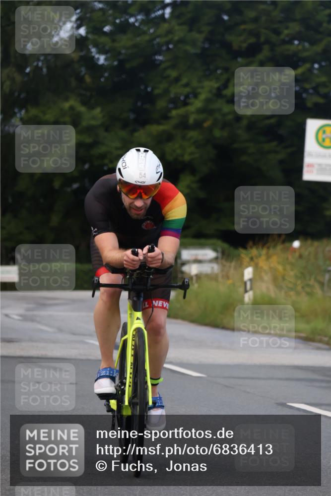25.08.2024 - Elbe Triathlon Hamburg Fuchs,  Jonas http://msf.ph/oto/6836413 25.08.2024 08:44:39 Radfahren 55, 54 meine-sportfotos.de
