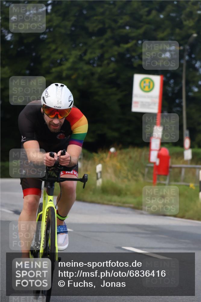 25.08.2024 - Elbe Triathlon Hamburg Fuchs,  Jonas http://msf.ph/oto/6836416 25.08.2024 08:44:39 Radfahren 55, 54 meine-sportfotos.de