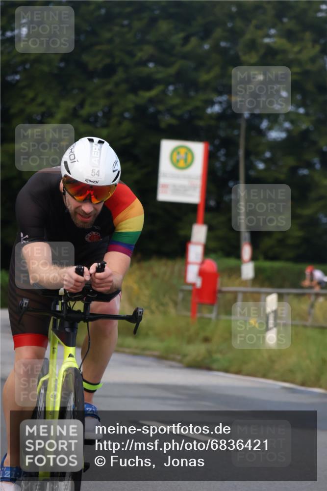 25.08.2024 - Elbe Triathlon Hamburg Fuchs,  Jonas http://msf.ph/oto/6836421 25.08.2024 08:44:39 Radfahren 55, 54 meine-sportfotos.de