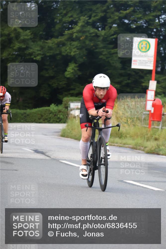 25.08.2024 - Elbe Triathlon Hamburg Fuchs,  Jonas http://msf.ph/oto/6836455 25.08.2024 08:44:46 Radfahren 87, 70, 43 meine-sportfotos.de