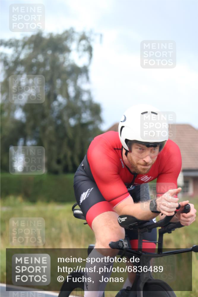 25.08.2024 - Elbe Triathlon Hamburg Fuchs,  Jonas http://msf.ph/oto/6836489 25.08.2024 08:44:48 Radfahren 87, 70, 43 meine-sportfotos.de