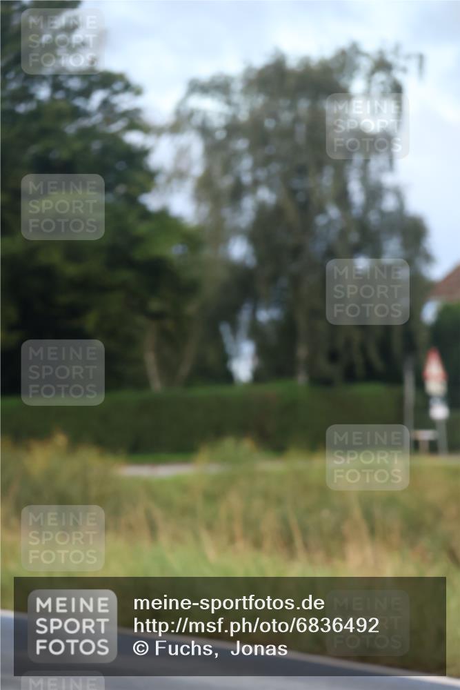 25.08.2024 - Elbe Triathlon Hamburg Fuchs,  Jonas http://msf.ph/oto/6836492 25.08.2024 08:44:48 Radfahren 87, 70, 43 meine-sportfotos.de