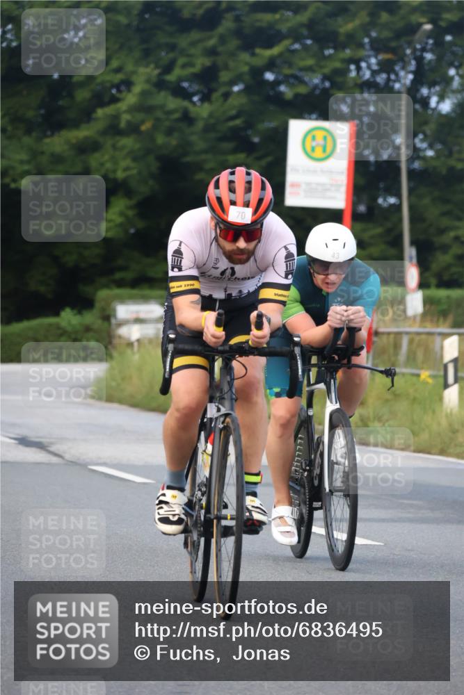 25.08.2024 - Elbe Triathlon Hamburg Fuchs,  Jonas http://msf.ph/oto/6836495 25.08.2024 08:44:49 Radfahren 87, 70, 43 meine-sportfotos.de