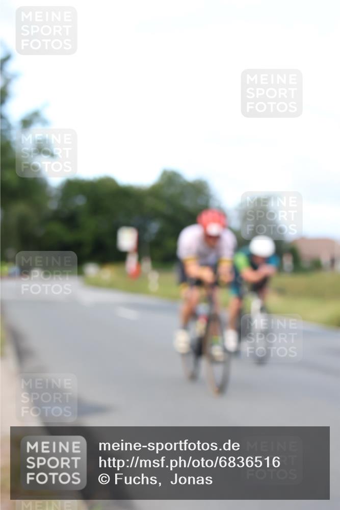 25.08.2024 - Elbe Triathlon Hamburg Fuchs,  Jonas http://msf.ph/oto/6836516 25.08.2024 08:44:50 Radfahren 87, 70, 43 meine-sportfotos.de