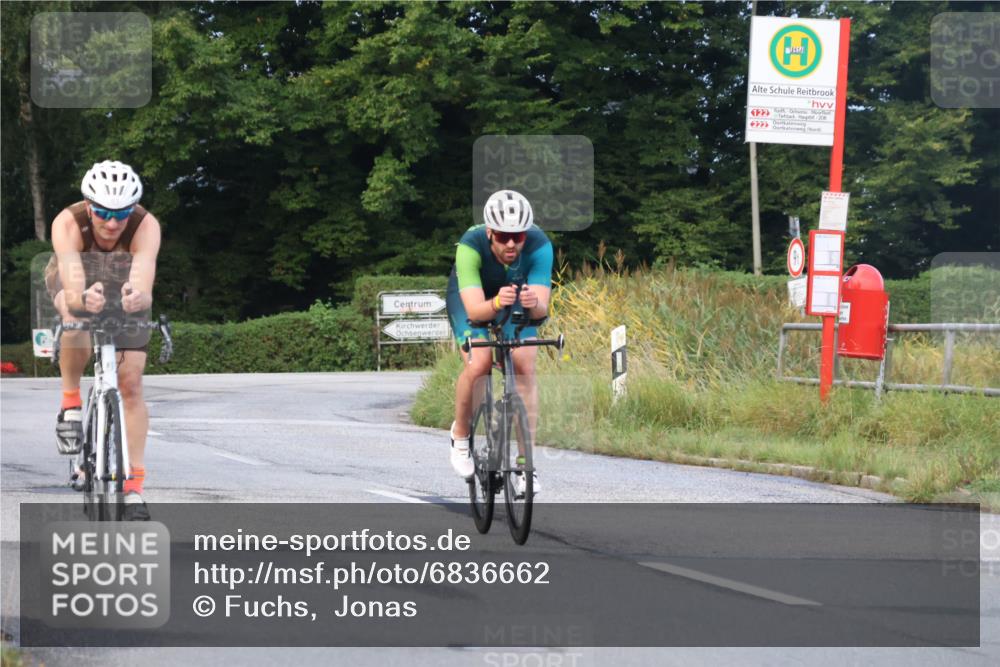 25.08.2024 - Elbe Triathlon Hamburg Fuchs,  Jonas http://msf.ph/oto/6836662 25.08.2024 08:46:05 Radfahren 44, 93 meine-sportfotos.de