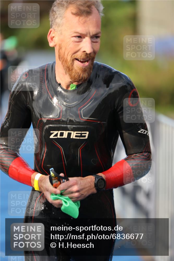 25.08.2024 - Elbe Triathlon Hamburg H.Heesch http://msf.ph/oto/6836677 25.08.2024 08:36:11 Schwimmen 43, 45, 46, 54, 72, 88, 98 meine-sportfotos.de