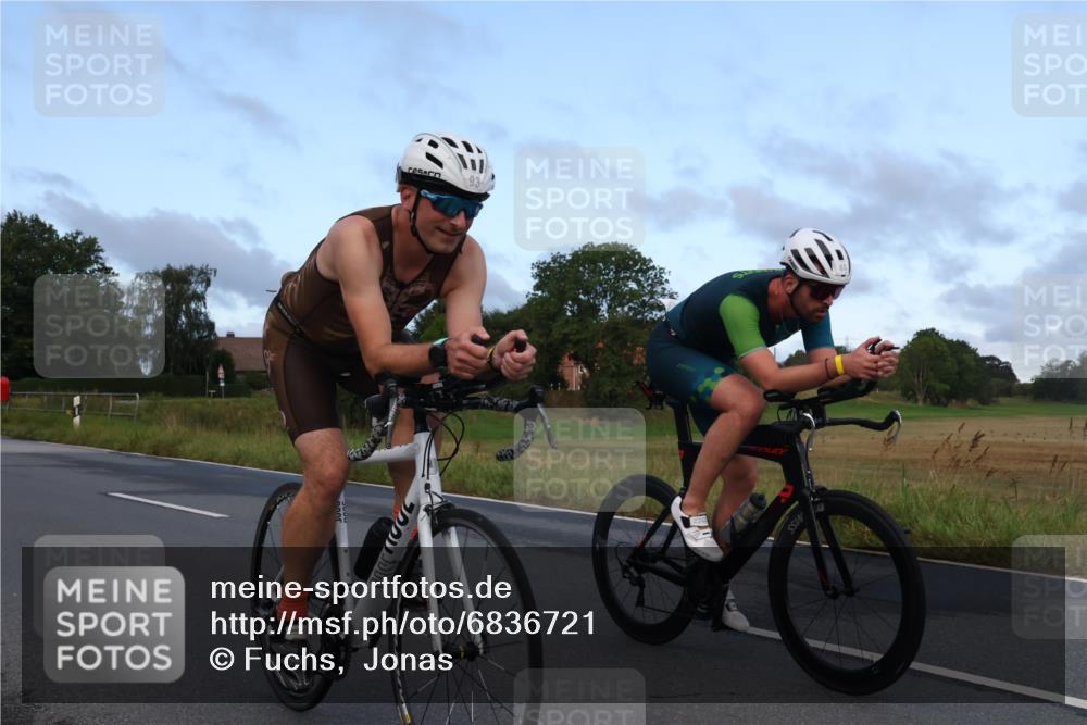 25.08.2024 - Elbe Triathlon Hamburg Fuchs,  Jonas http://msf.ph/oto/6836721 25.08.2024 08:46:07 Radfahren 44, 93 meine-sportfotos.de