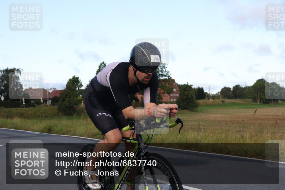 25.08.2024 - Elbe Triathlon Hamburg Fuchs,  Jonas http://msf.ph/oto/6837740 25.08.2024 08:51:03 Radfahren 164 meine-sportfotos.de