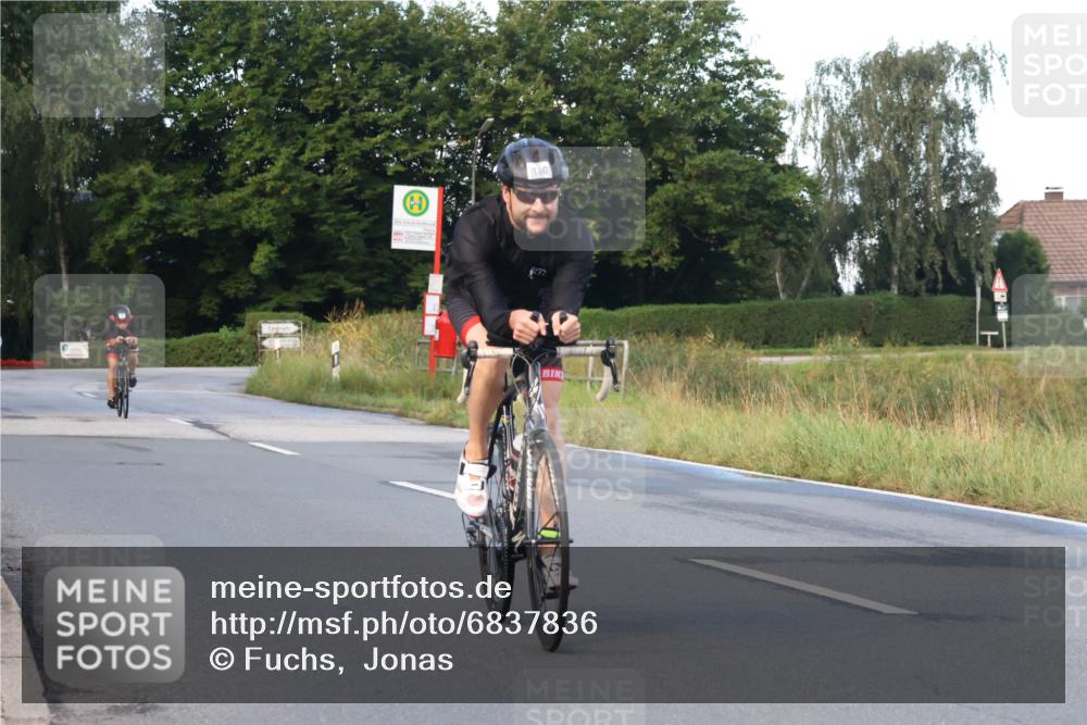 25.08.2024 - Elbe Triathlon Hamburg Fuchs,  Jonas http://msf.ph/oto/6837836 25.08.2024 08:51:39 Radfahren 180, 187 meine-sportfotos.de