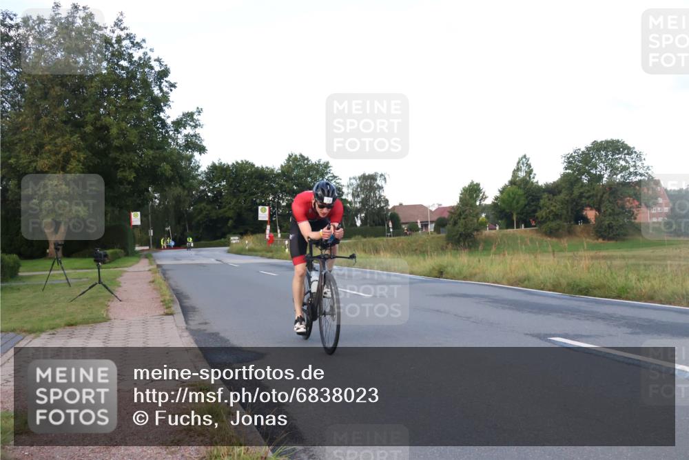 25.08.2024 - Elbe Triathlon Hamburg Fuchs,  Jonas http://msf.ph/oto/6838023 25.08.2024 08:52:45 Radfahren 71, 176, 79, 190 meine-sportfotos.de
