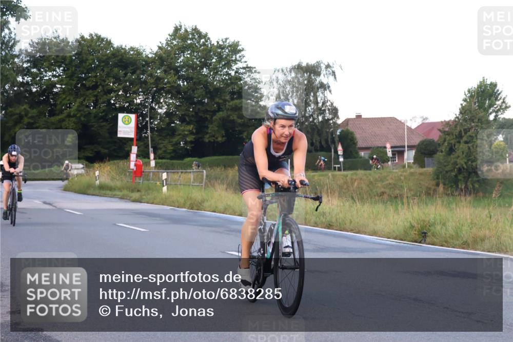 25.08.2024 - Elbe Triathlon Hamburg Fuchs,  Jonas http://msf.ph/oto/6838285 25.08.2024 08:53:08 Radfahren 110, 153, 117, 139, 38 meine-sportfotos.de