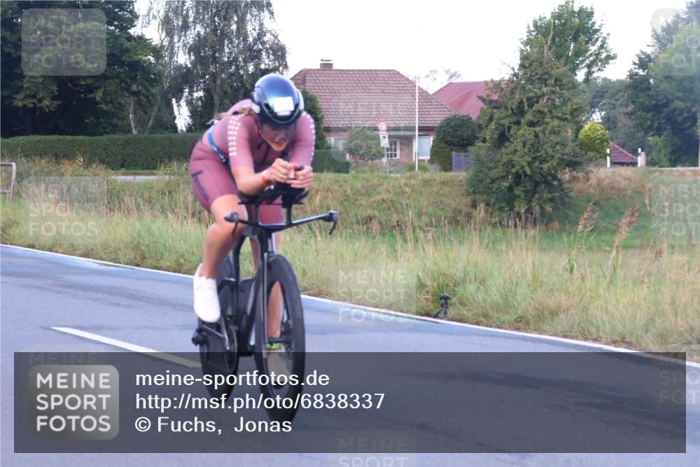 25.08.2024 - Elbe Triathlon Hamburg Fuchs,  Jonas http://msf.ph/oto/6838337 25.08.2024 08:53:13 Radfahren 153, 117, 139, 38, 37, 172, 167 meine-sportfotos.de