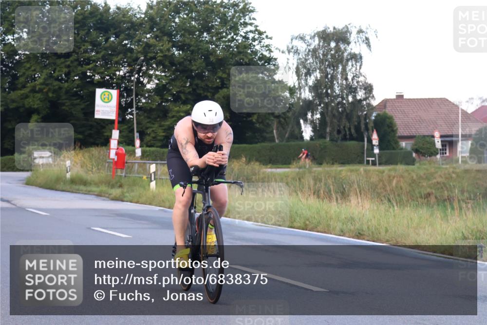 25.08.2024 - Elbe Triathlon Hamburg Fuchs,  Jonas http://msf.ph/oto/6838375 25.08.2024 08:53:15 Radfahren 117, 139, 38, 37, 172, 167 meine-sportfotos.de