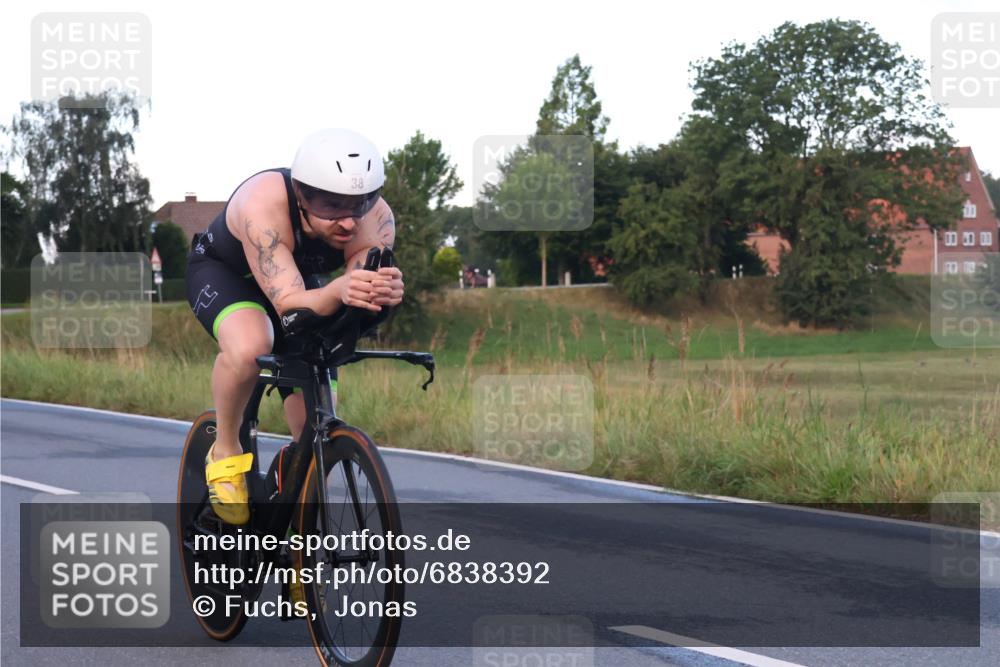 25.08.2024 - Elbe Triathlon Hamburg Fuchs,  Jonas http://msf.ph/oto/6838392 25.08.2024 08:53:15 Radfahren 117, 139, 38, 37, 172, 167 meine-sportfotos.de