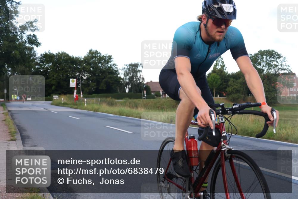 25.08.2024 - Elbe Triathlon Hamburg Fuchs,  Jonas http://msf.ph/oto/6838479 25.08.2024 08:53:20 Radfahren 38, 37, 172, 167 meine-sportfotos.de