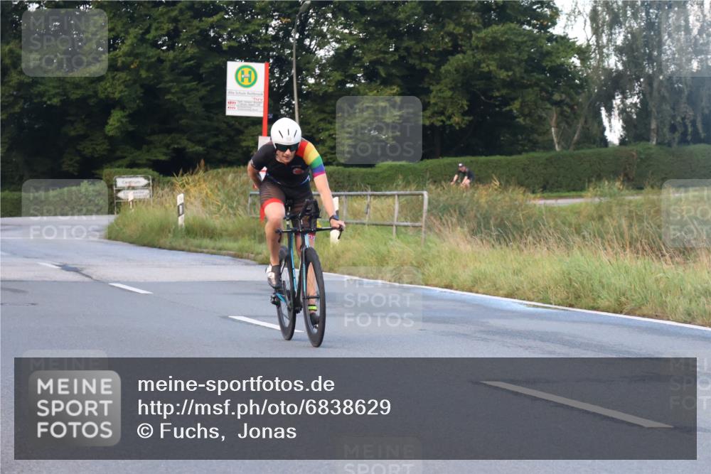 25.08.2024 - Elbe Triathlon Hamburg Fuchs,  Jonas http://msf.ph/oto/6838629 25.08.2024 08:53:36 Radfahren 50, 40 meine-sportfotos.de