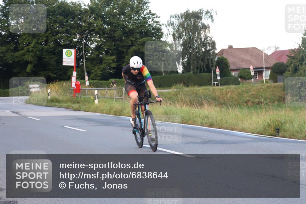 25.08.2024 - Elbe Triathlon Hamburg Fuchs,  Jonas http://msf.ph/oto/6838644 25.08.2024 08:53:37 Radfahren 50, 40 meine-sportfotos.de