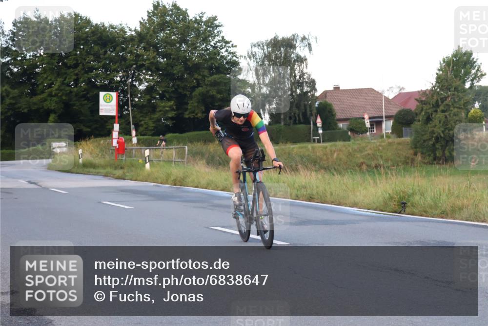 25.08.2024 - Elbe Triathlon Hamburg Fuchs,  Jonas http://msf.ph/oto/6838647 25.08.2024 08:53:37 Radfahren 50, 40 meine-sportfotos.de