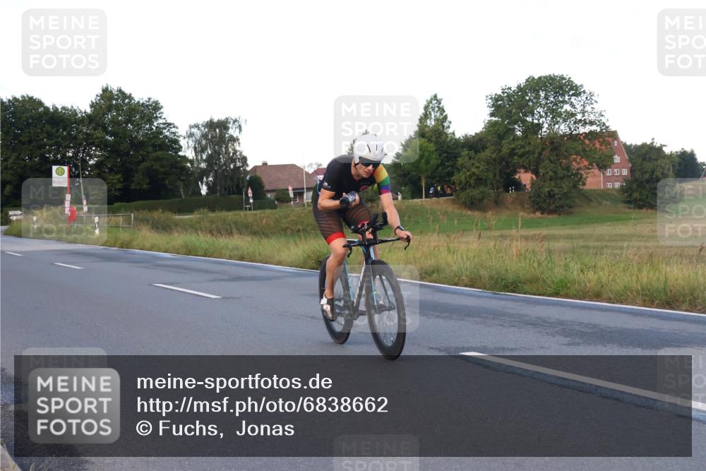 25.08.2024 - Elbe Triathlon Hamburg Fuchs,  Jonas http://msf.ph/oto/6838662 25.08.2024 08:53:38 Radfahren 50, 40 meine-sportfotos.de