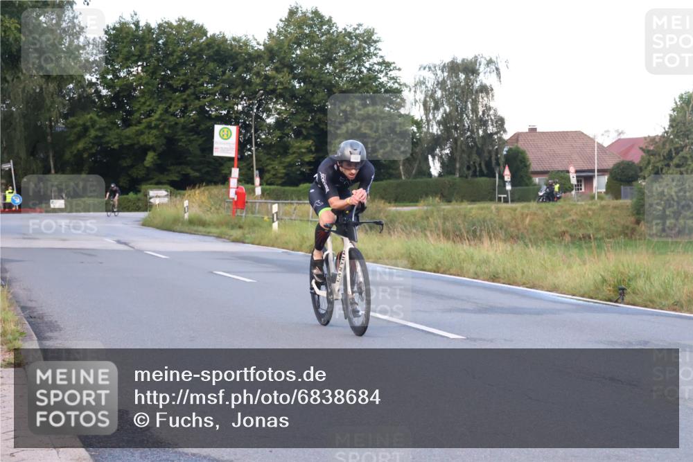 25.08.2024 - Elbe Triathlon Hamburg Fuchs,  Jonas http://msf.ph/oto/6838684 25.08.2024 08:53:40 Radfahren 50, 40 meine-sportfotos.de