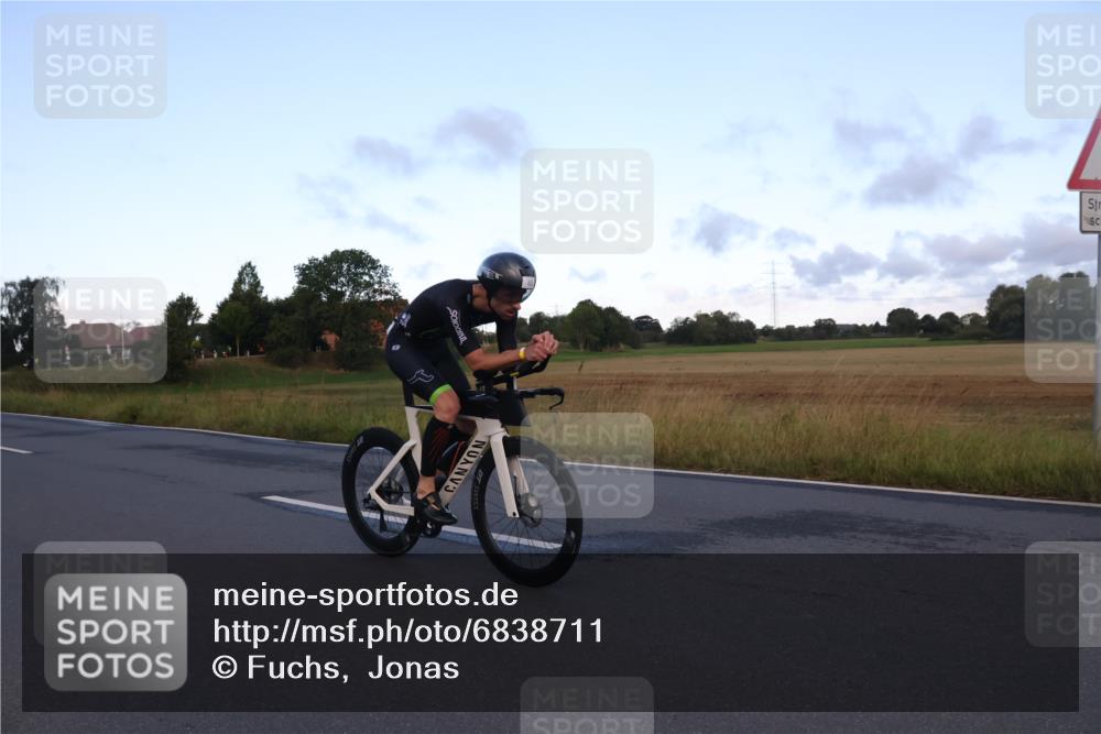 25.08.2024 - Elbe Triathlon Hamburg Fuchs,  Jonas http://msf.ph/oto/6838711 25.08.2024 08:53:40 Radfahren 50, 40 meine-sportfotos.de