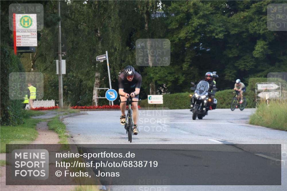 25.08.2024 - Elbe Triathlon Hamburg Fuchs,  Jonas http://msf.ph/oto/6838719 25.08.2024 08:53:44 Radfahren 40, 161 meine-sportfotos.de
