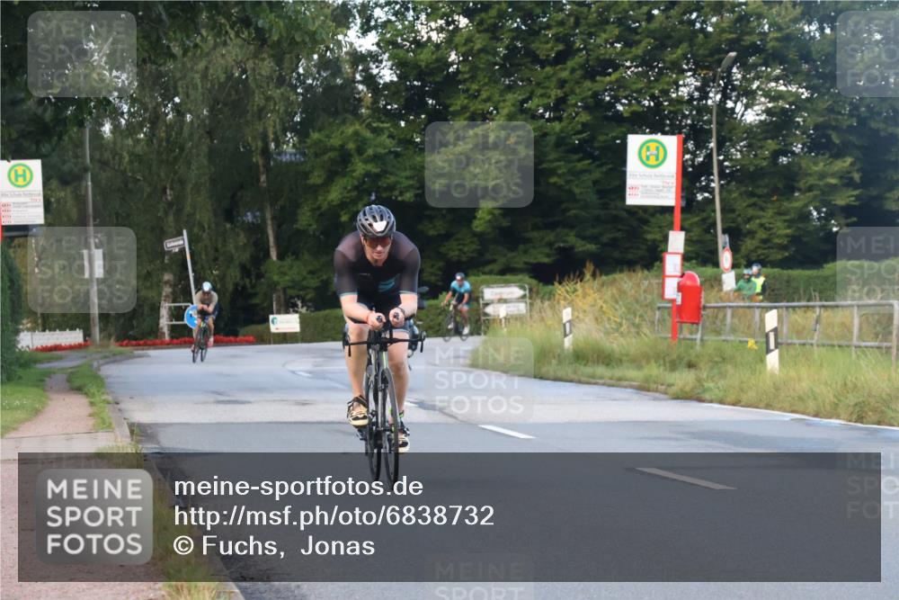 25.08.2024 - Elbe Triathlon Hamburg Fuchs,  Jonas http://msf.ph/oto/6838732 25.08.2024 08:53:46 Radfahren 161, 100 meine-sportfotos.de