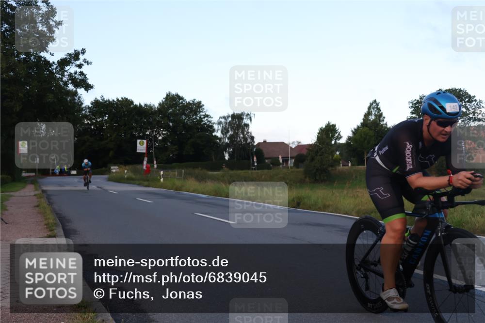 25.08.2024 - Elbe Triathlon Hamburg Fuchs,  Jonas http://msf.ph/oto/6839045 25.08.2024 08:54:14 Radfahren 159, 186, 142, 166 meine-sportfotos.de