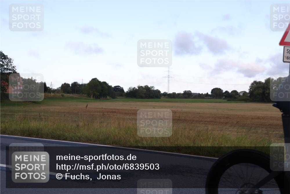 25.08.2024 - Elbe Triathlon Hamburg Fuchs,  Jonas http://msf.ph/oto/6839503 25.08.2024 08:54:45 Radfahren 34, 39 meine-sportfotos.de