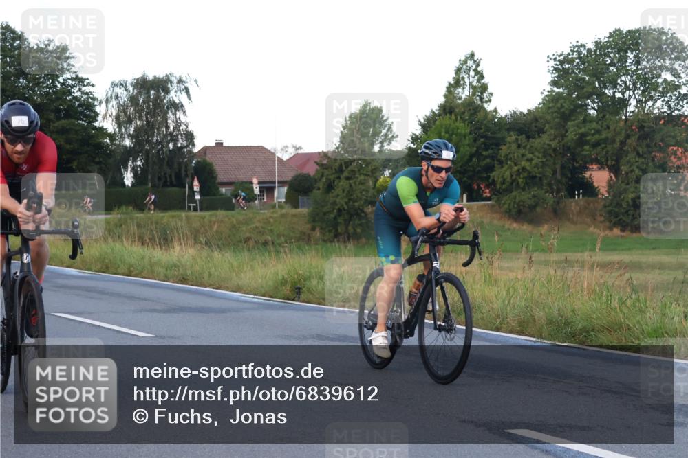 25.08.2024 - Elbe Triathlon Hamburg Fuchs,  Jonas http://msf.ph/oto/6839612 25.08.2024 08:55:03 Radfahren 91, 42, 75, 56, 48, 184 meine-sportfotos.de