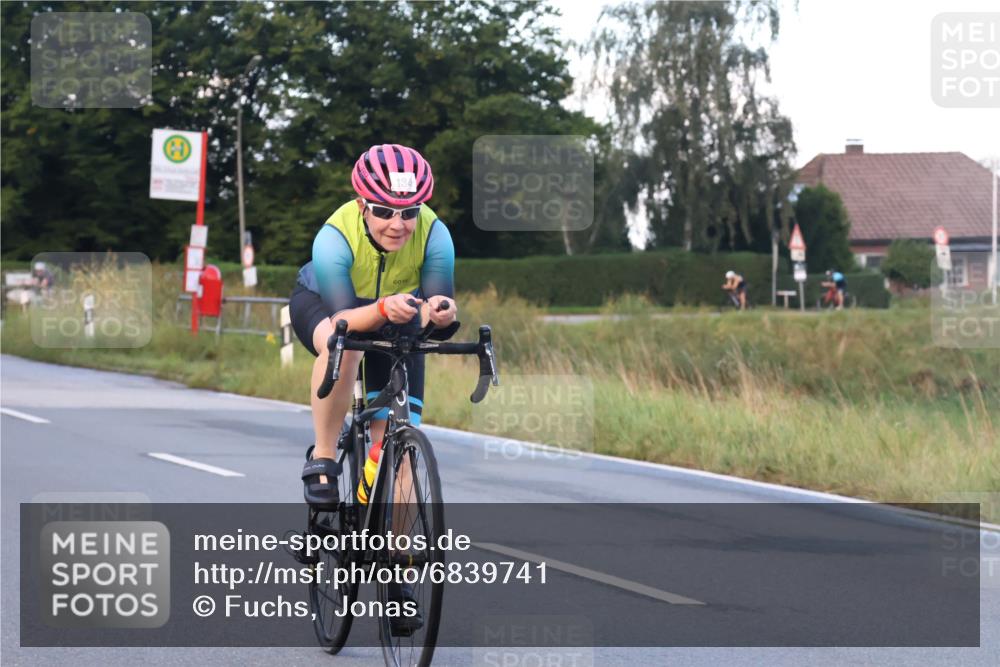 25.08.2024 - Elbe Triathlon Hamburg Fuchs,  Jonas http://msf.ph/oto/6839741 25.08.2024 08:55:11 Radfahren 184, 134, 157, 145, 168 meine-sportfotos.de