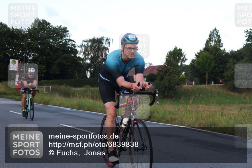 25.08.2024 - Elbe Triathlon Hamburg Fuchs,  Jonas http://msf.ph/oto/6839838 25.08.2024 08:55:18 Radfahren 157, 145, 168, 95, 179, 152, 160 meine-sportfotos.de