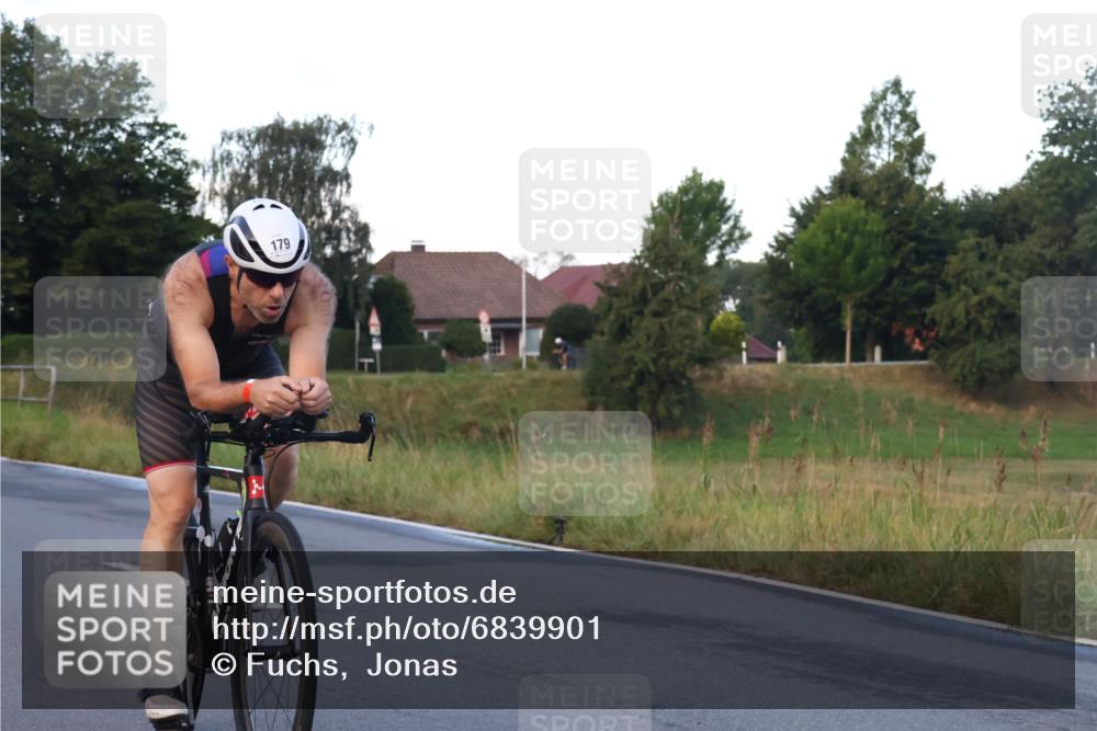 25.08.2024 - Elbe Triathlon Hamburg Fuchs,  Jonas http://msf.ph/oto/6839901 25.08.2024 08:55:22 Radfahren 145, 168, 95, 179, 152, 160 meine-sportfotos.de