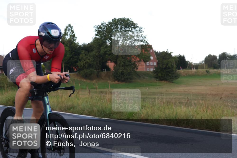 25.08.2024 - Elbe Triathlon Hamburg Fuchs,  Jonas http://msf.ph/oto/6840216 25.08.2024 08:56:06 Radfahren 84, 77 meine-sportfotos.de