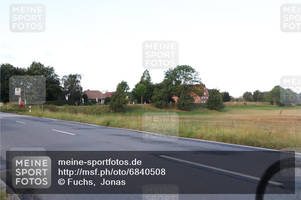 25.08.2024 - Elbe Triathlon Hamburg Fuchs,  Jonas http://msf.ph/oto/6840508 25.08.2024 08:56:41 Radfahren 64, 131, 35, 154 meine-sportfotos.de