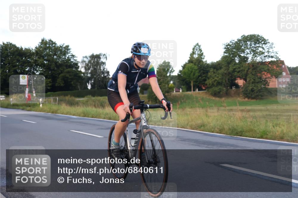 25.08.2024 - Elbe Triathlon Hamburg Fuchs,  Jonas http://msf.ph/oto/6840611 25.08.2024 08:56:46 Radfahren 35, 154, 150, 94 meine-sportfotos.de
