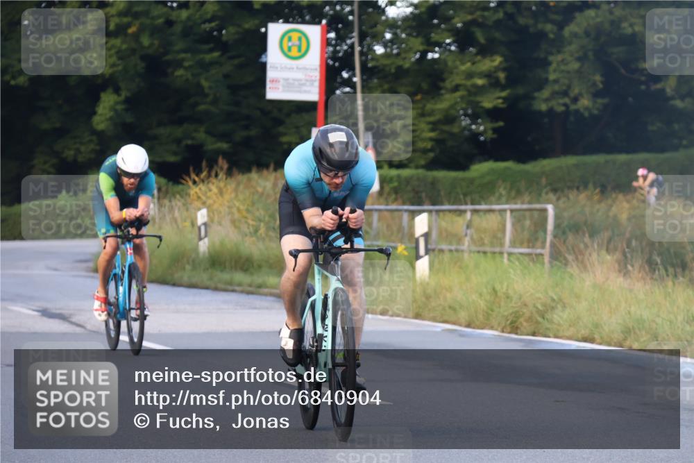 25.08.2024 - Elbe Triathlon Hamburg Fuchs,  Jonas http://msf.ph/oto/6840904 25.08.2024 08:57:09 Radfahren 165, 45, 193, 130 meine-sportfotos.de