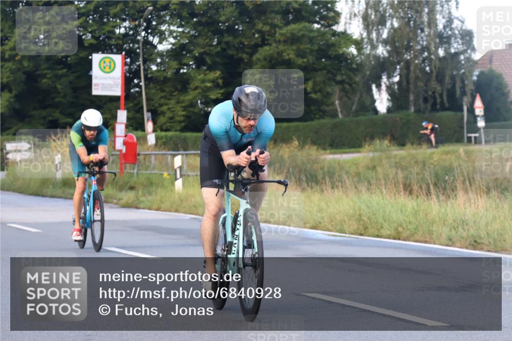 25.08.2024 - Elbe Triathlon Hamburg Fuchs,  Jonas http://msf.ph/oto/6840928 25.08.2024 08:57:10 Radfahren 165, 45, 193, 130 meine-sportfotos.de