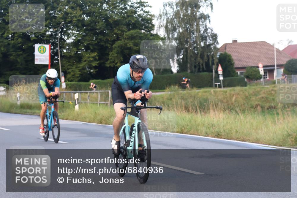 25.08.2024 - Elbe Triathlon Hamburg Fuchs,  Jonas http://msf.ph/oto/6840936 25.08.2024 08:57:10 Radfahren 165, 45, 193, 130 meine-sportfotos.de