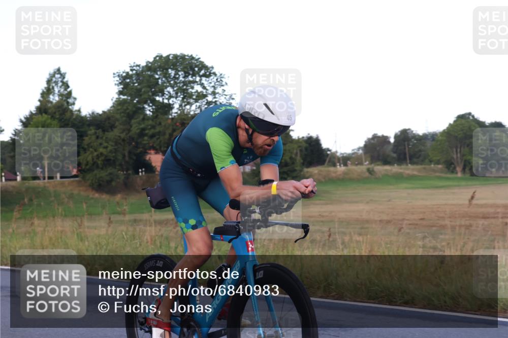 25.08.2024 - Elbe Triathlon Hamburg Fuchs,  Jonas http://msf.ph/oto/6840983 25.08.2024 08:57:11 Radfahren 165, 45, 193, 130 meine-sportfotos.de