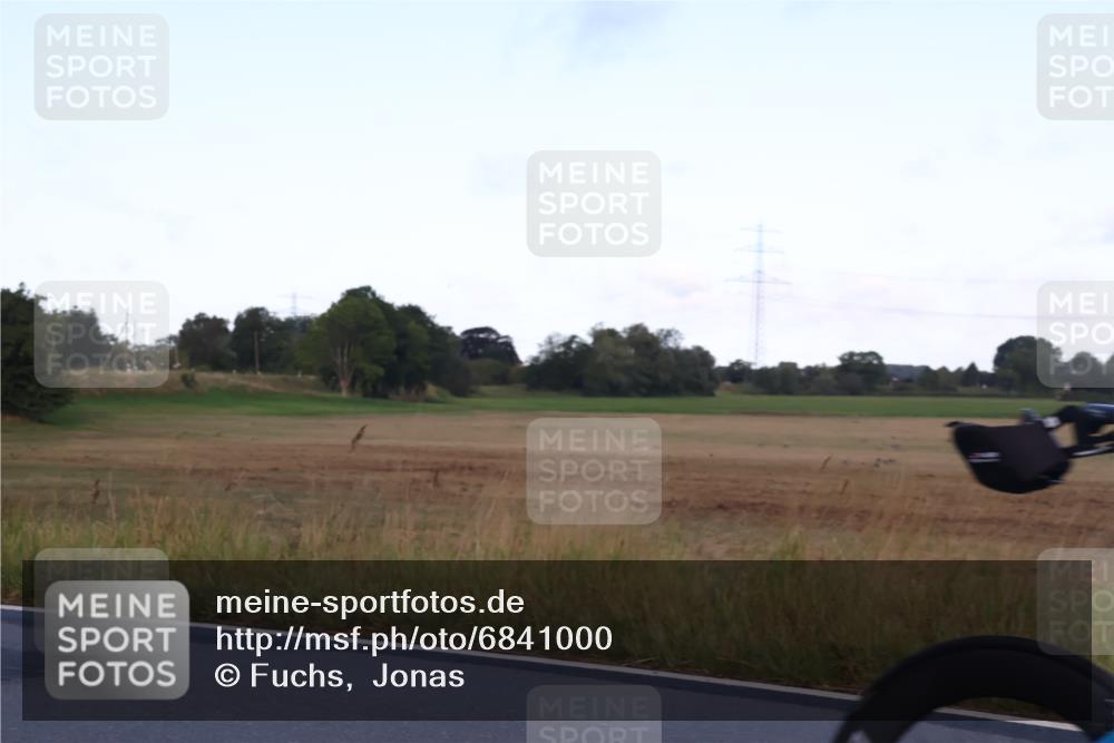 25.08.2024 - Elbe Triathlon Hamburg Fuchs,  Jonas http://msf.ph/oto/6841000 25.08.2024 08:57:12 Radfahren 165, 45, 193, 130, 74 meine-sportfotos.de