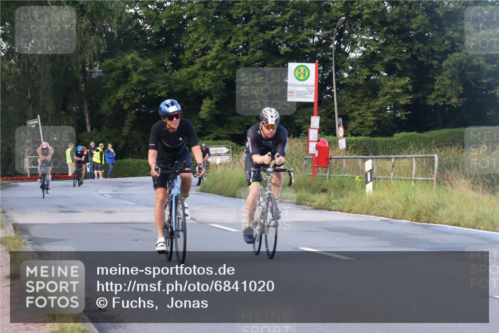 25.08.2024 - Elbe Triathlon Hamburg Fuchs,  Jonas http://msf.ph/oto/6841020 25.08.2024 08:57:15 Radfahren 165, 45, 193, 130, 74, 52 meine-sportfotos.de