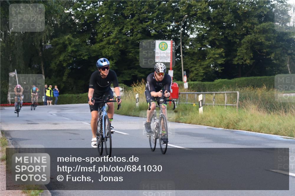 25.08.2024 - Elbe Triathlon Hamburg Fuchs,  Jonas http://msf.ph/oto/6841030 25.08.2024 08:57:15 Radfahren 165, 45, 193, 130, 74, 52 meine-sportfotos.de