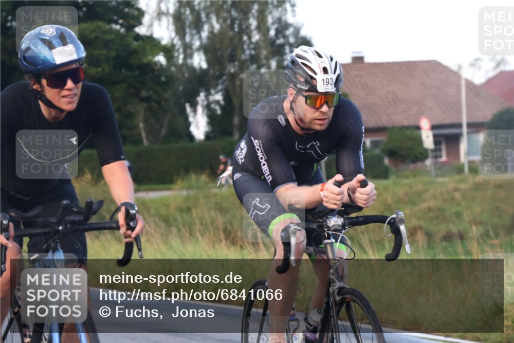 25.08.2024 - Elbe Triathlon Hamburg Fuchs,  Jonas http://msf.ph/oto/6841066 25.08.2024 08:57:16 Radfahren 165, 45, 193, 130, 74, 52, 61 meine-sportfotos.de