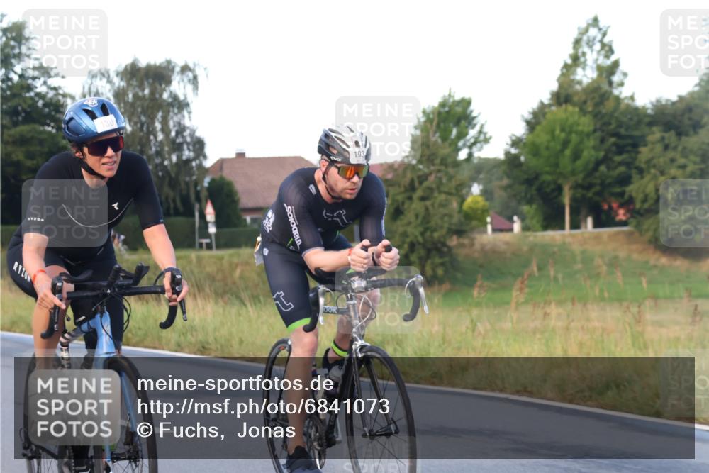 25.08.2024 - Elbe Triathlon Hamburg Fuchs,  Jonas http://msf.ph/oto/6841073 25.08.2024 08:57:16 Radfahren 165, 45, 193, 130, 74, 52, 61 meine-sportfotos.de