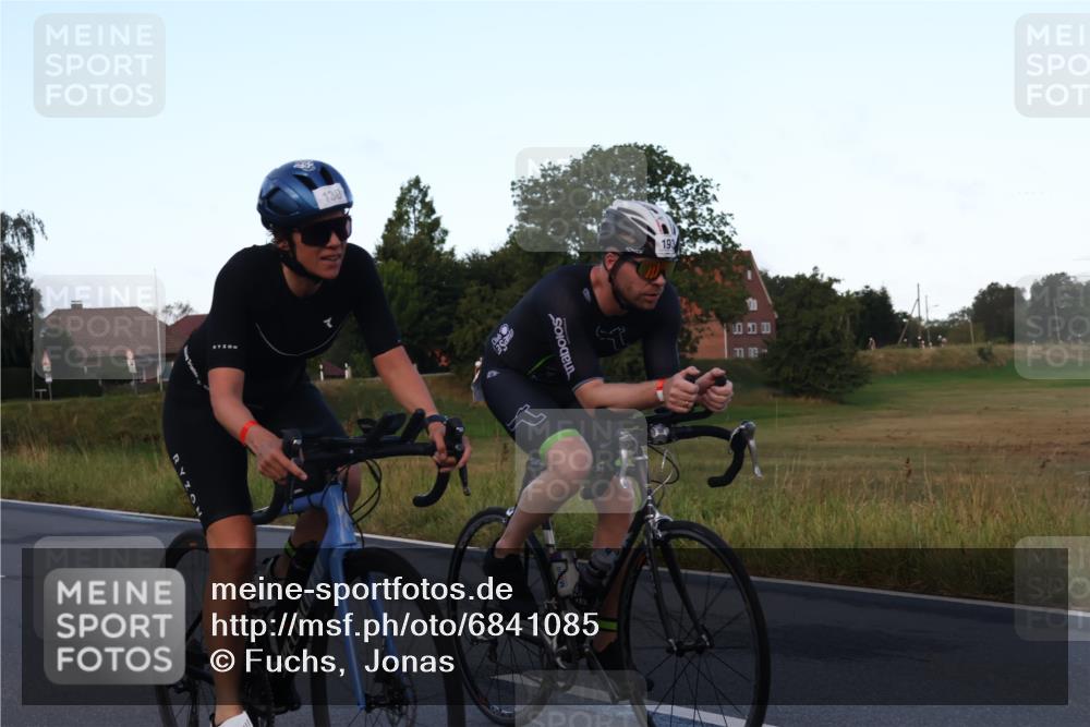 25.08.2024 - Elbe Triathlon Hamburg Fuchs,  Jonas http://msf.ph/oto/6841085 25.08.2024 08:57:16 Radfahren 165, 45, 193, 130, 74, 52, 61 meine-sportfotos.de