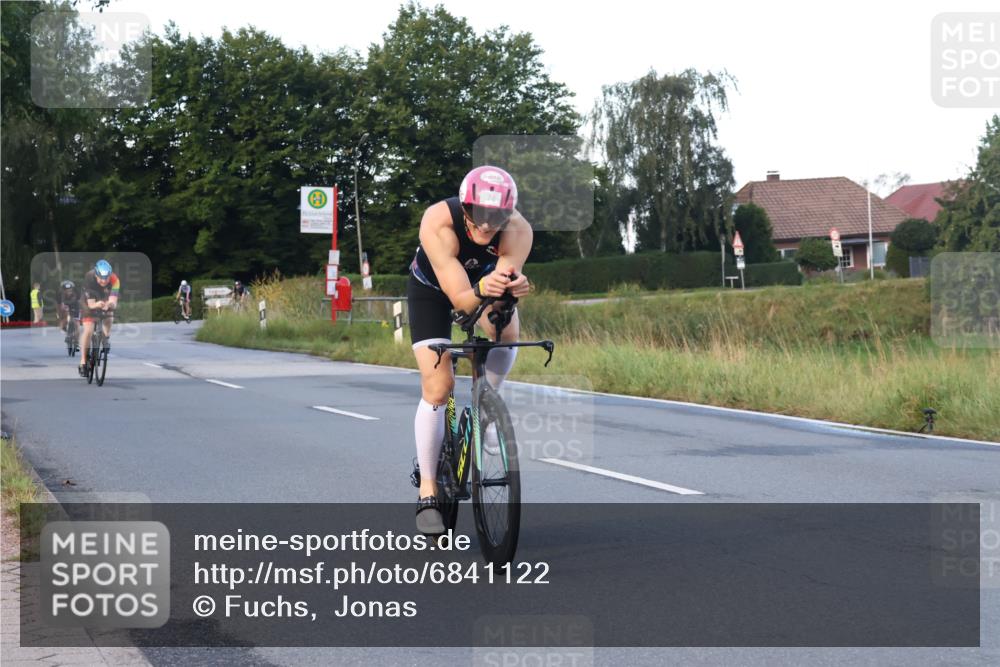 25.08.2024 - Elbe Triathlon Hamburg Fuchs,  Jonas http://msf.ph/oto/6841122 25.08.2024 08:57:19 Radfahren 193, 130, 74, 52, 61 meine-sportfotos.de