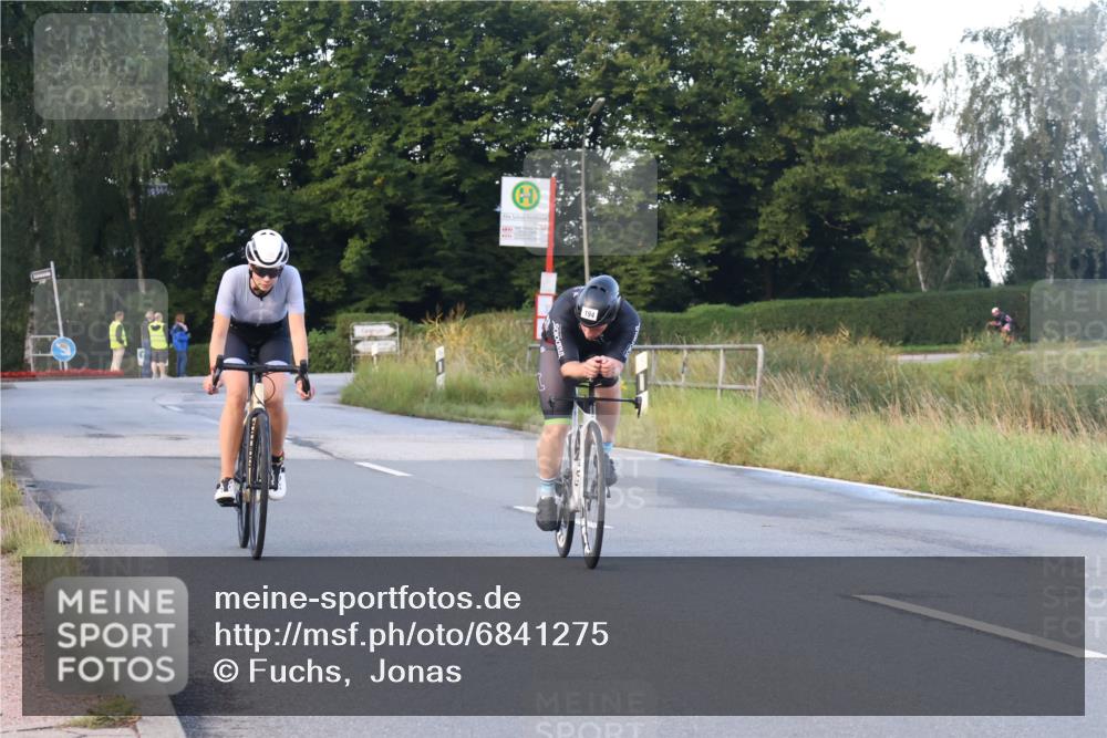 25.08.2024 - Elbe Triathlon Hamburg Fuchs,  Jonas http://msf.ph/oto/6841275 25.08.2024 08:57:27 Radfahren 61, 194, 138 meine-sportfotos.de