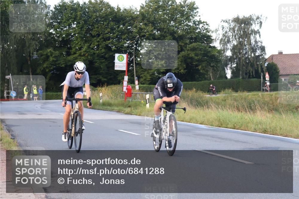 25.08.2024 - Elbe Triathlon Hamburg Fuchs,  Jonas http://msf.ph/oto/6841288 25.08.2024 08:57:27 Radfahren 61, 194, 138 meine-sportfotos.de
