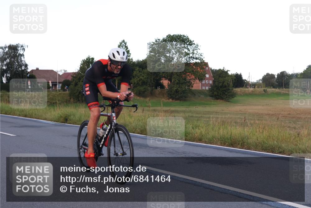 25.08.2024 - Elbe Triathlon Hamburg Fuchs,  Jonas http://msf.ph/oto/6841464 25.08.2024 08:57:39 Radfahren 58, 97, 185, 126, 147 meine-sportfotos.de